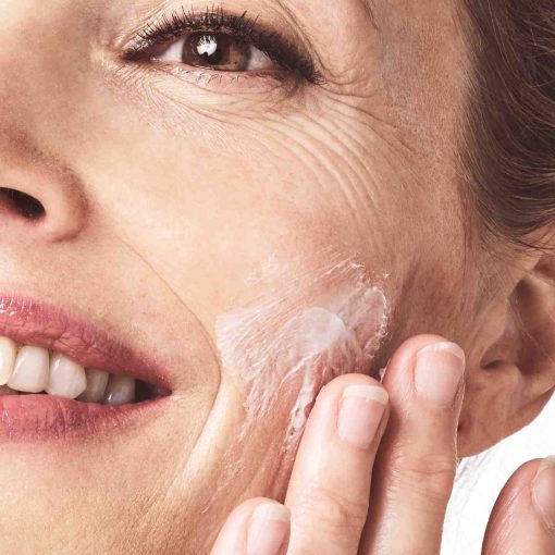 NOVAGE Time Restore Multi Correcting Day Cream SPF 15 - Image 2